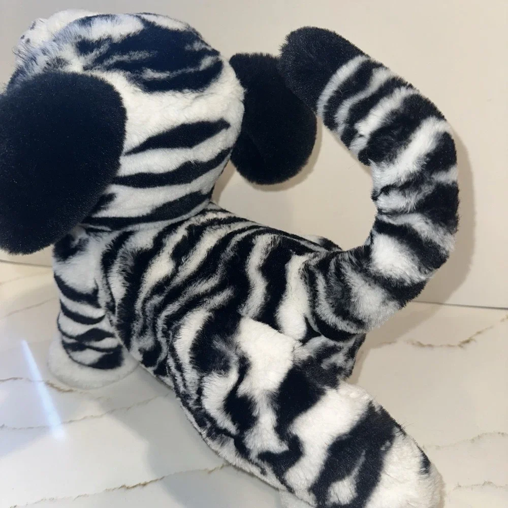 FurReal ivory white tiger playful roaring Hasbro 2017 Last One RARE